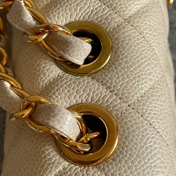 CHANEL JUMBO XL CLASSIC FLAP CAVIAR24k GHW - Picture 14 of 17